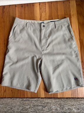 Cova Men's olive & cream seersucker shorts, 36w, NWOT